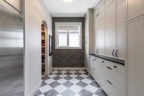 648 Sixmile Crescent South, Lethbridge, AB - Indoor Photo Showing Other Room