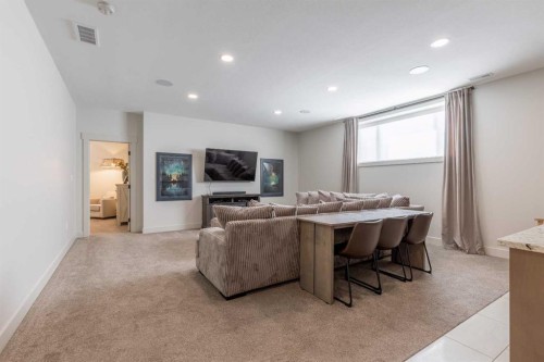 648 Sixmile Crescent South, Lethbridge, AB - Indoor