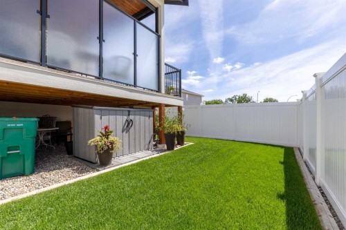 648 Sixmile Crescent South, Lethbridge, AB - Outdoor With Exterior