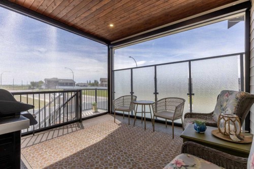 648 Sixmile Crescent South, Lethbridge, AB - Outdoor With Exterior