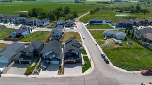 648 Sixmile Crescent South, Lethbridge, AB - Outdoor With View