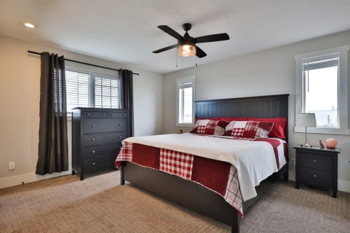 609 7 Avenue, Stirling, AB - Indoor Photo Showing Bedroom
