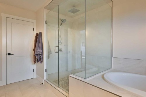 609 7 Avenue, Stirling, AB - Indoor Photo Showing Bathroom