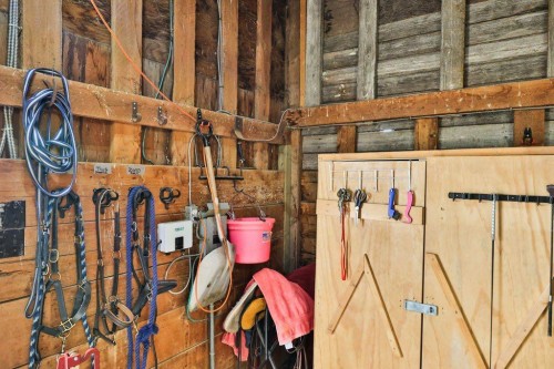 609 7 Avenue, Stirling, AB - Indoor Photo Showing Basement