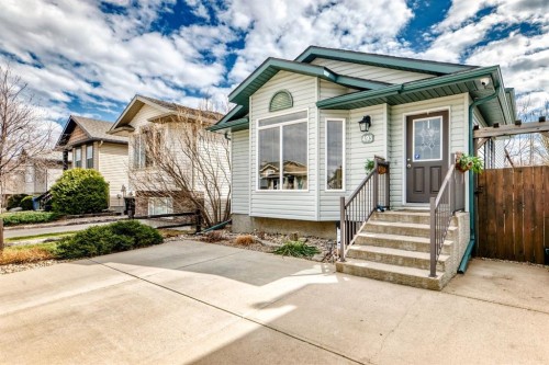 493 Squamish Lane West, Lethbridge, AB - Outdoor