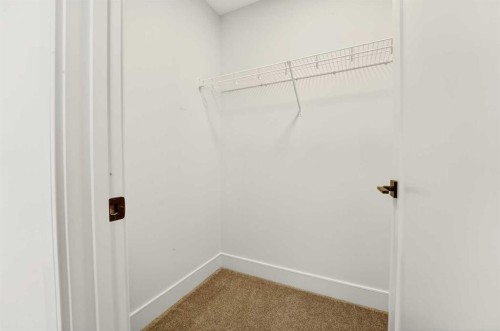 2514 44 Street South, Lethbridge, AB - Indoor