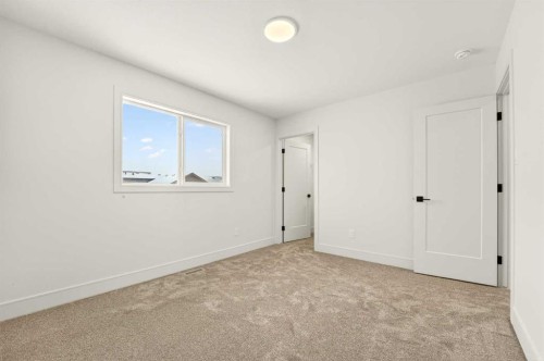 2514 44 Street South, Lethbridge, AB - Indoor Photo Showing Other Room