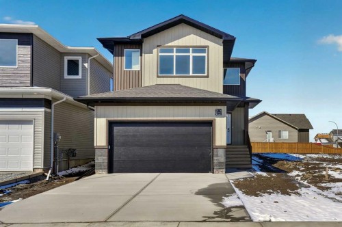 2514 44 Street South, Lethbridge, AB - Outdoor