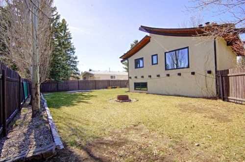 345 Laval Boulevard West, Lethbridge, AB - Outdoor