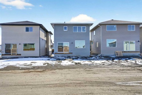 2518 44 Street South, Lethbridge, AB - Outdoor