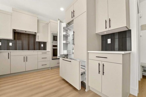 2518 44 Street South, Lethbridge, AB - Indoor Photo Showing Kitchen