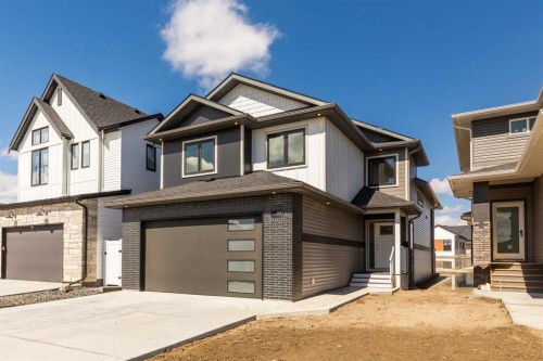 561 Malahat Green West, Lethbridge, AB - Outdoor