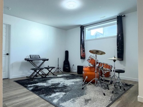 47 Blackwolf Pass North, Lethbridge, AB - Indoor