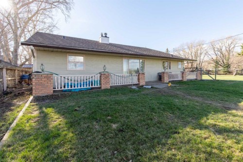 63004A Hwy 5, Welling, AB - Outdoor With Deck Patio Veranda