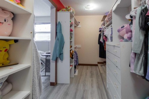 63004A Hwy 5, Welling, AB - Indoor With Storage