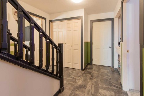 63004A Hwy 5, Welling, AB - Indoor Photo Showing Other Room