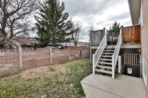 38 St James Crescent North, Lethbridge, AB - Outdoor