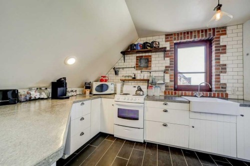 1029 Twp Rd  8-4, Cowley, AB - Indoor Photo Showing Kitchen