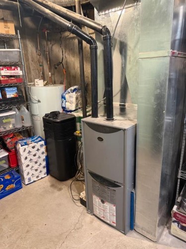 205 Hamilton Avenue, Lundbreck, AB - Indoor Photo Showing Basement