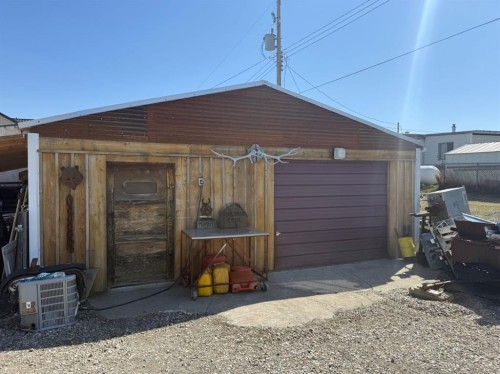 205 Hamilton Avenue, Lundbreck, AB - Outdoor With Exterior