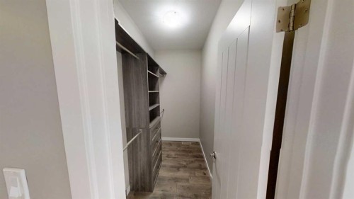 929 Atlantic Cove West, Lethbridge, AB - Indoor Photo Showing Other Room