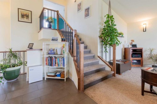 157 Tartan Circle West, Lethbridge, AB - Indoor Photo Showing Other Room