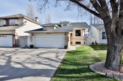 263 Red Crow Boulevard WESTLethbridge, AB T1K 7B2