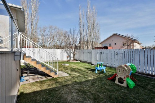 263 Red Crow Boulevard West, Lethbridge, AB - Outdoor