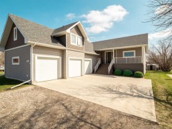 510 4 Street Stirling, AB T0K 2E0