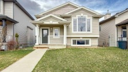 265 Keystone Lane WESTLethbridge, AB T1J 2R2