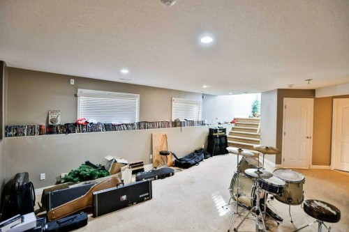 41 Lynx Place North, Lethbridge, AB - Indoor