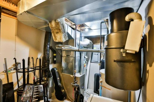 41 Lynx Place North, Lethbridge, AB - Indoor Photo Showing Basement