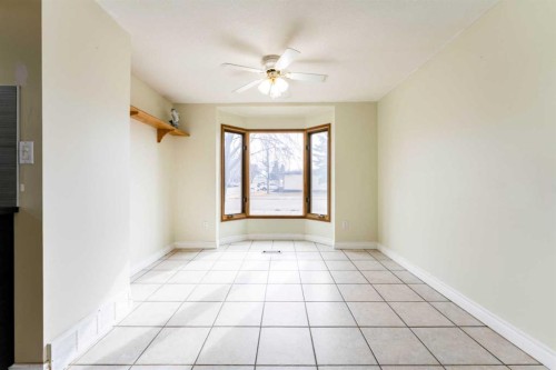 437 Main Street, Milk River, AB - Indoor Photo Showing Other Room