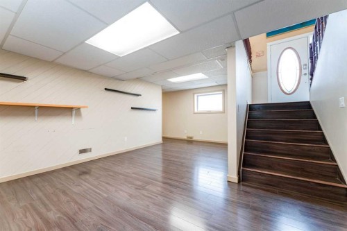 437 Main Street, Milk River, AB - Indoor