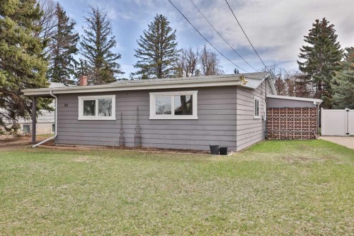 28 E 100 S, Raymond, AB - Outdoor