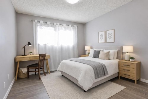 113 Cayuga Crescent West, Lethbridge, AB - Indoor Photo Showing Bedroom