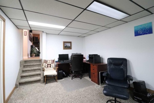 4209 22 Avenue South, Lethbridge, AB - Indoor Photo Showing Office