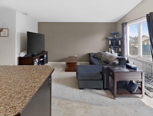 711 Sunset Place, Coaldale, AB - Indoor