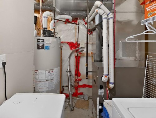 711 Sunset Place, Coaldale, AB - Indoor Photo Showing Basement