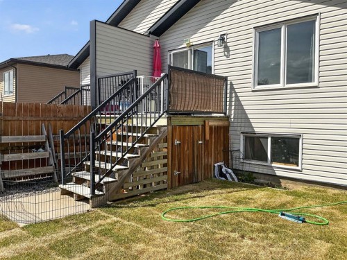 711 Sunset Place, Coaldale, AB - Outdoor With Exterior