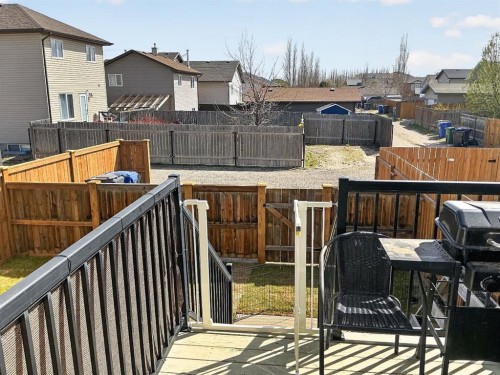 711 Sunset Place, Coaldale, AB - Outdoor With Exterior