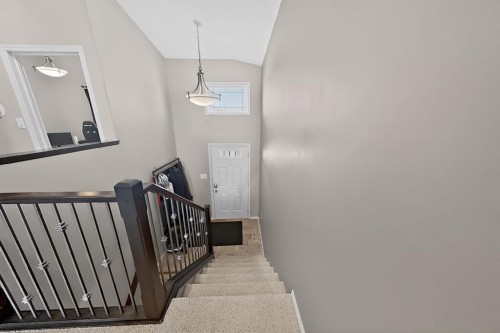 711 Sunset Place, Coaldale, AB - Indoor Photo Showing Other Room