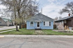 132 3 Avenue NEMilk River, AB T0K 1M0