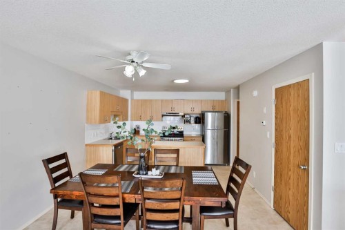 47 Highlands Place West, Lethbridge, AB - Indoor