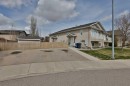 47 Highlands Place West, Lethbridge, AB  - Outdoor 