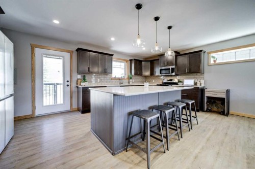75 Ironstone Drive, Coleman, AB - Indoor Photo Showing Kitchen With Upgraded Kitchen