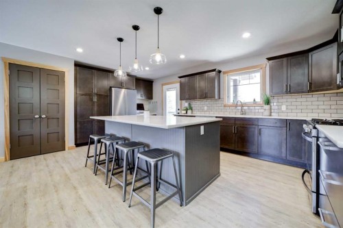 75 Ironstone Drive, Coleman, AB - Indoor Photo Showing Kitchen With Upgraded Kitchen