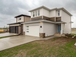 246 Caribou Way NORTHLethbridge, AB T1H 7J7