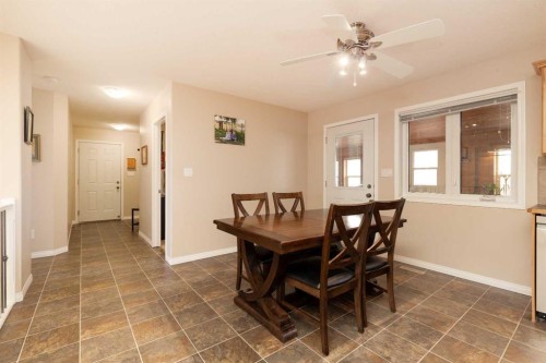 910 Centennial Avenue, Nobleford, AB - Indoor Photo Showing Dining Room