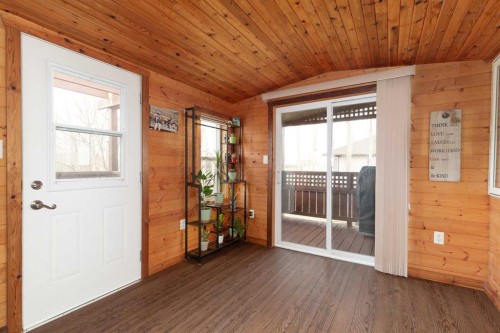 910 Centennial Avenue, Nobleford, AB - Indoor Photo Showing Other Room